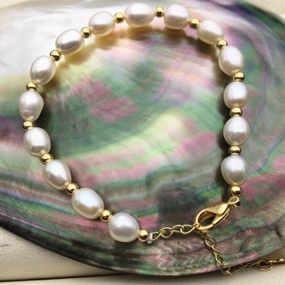 5-6mm White Cultured Pearl Bracelet - 6 to 8 Inches - 14K Yellow Gold Plate - Picture 1 of 6